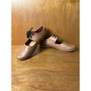 Adelisa & Co. Sol Mary Janes Leather Shoes size 38 / US size 8